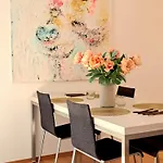 Art Farm I I Naehe Frankfurt I Messe *