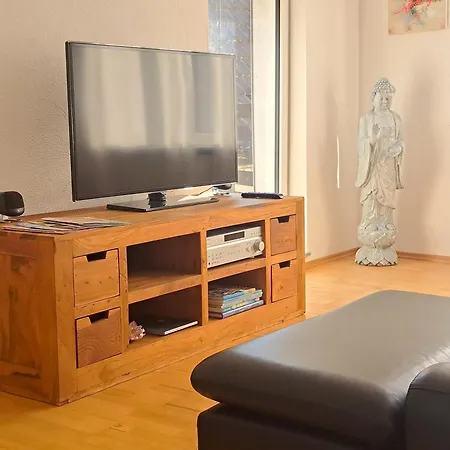 Art Farm I I Naehe Frankfurt I Messe