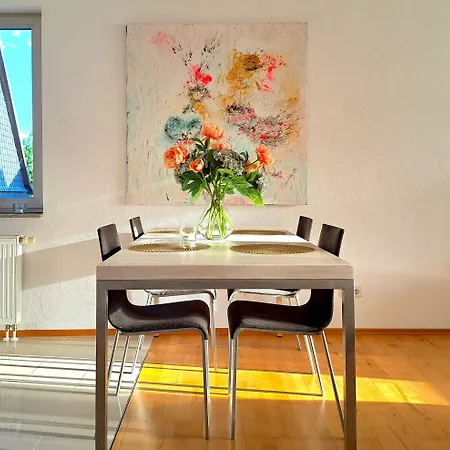 Art Farm I I Naehe Frankfurt I Messe Schoneck