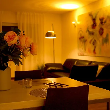 Art Farm I I Naehe Frankfurt I Messe * Schoneck