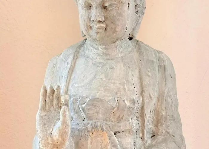 Art Farm I I Naehe Frankfurt I Messe * Schoneck