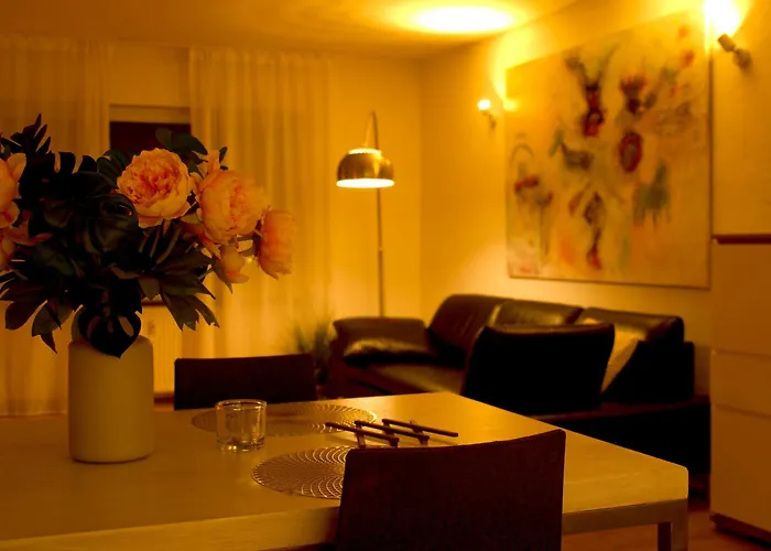 Art Farm I I Naehe Frankfurt I Messe * Schoneck